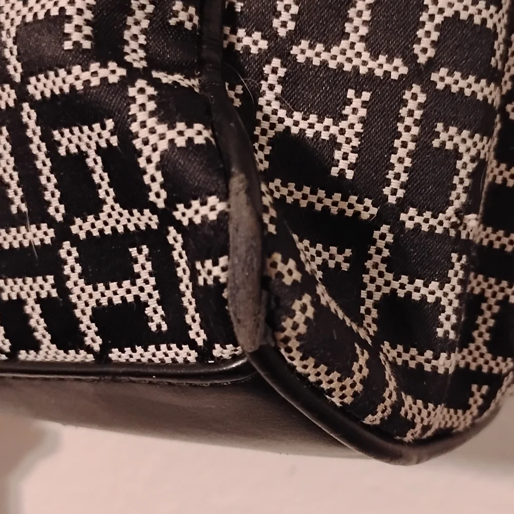 Tommy Hilfiger Tote Bag - Picture 3 of 8